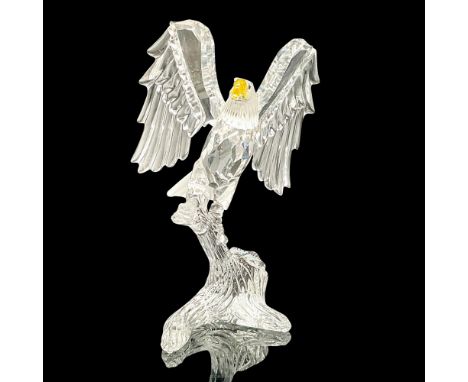 This Swarovski crystal Bald Eagle, now part of the Feathered Beauties category, is crafted from faceted clear and frosted smo