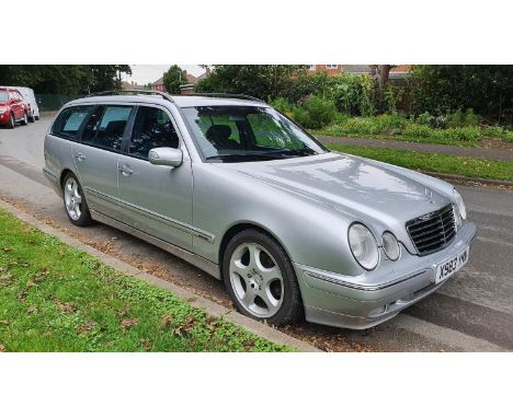 2000 Mercedes Benz E240 Avantgarde Auto, 2597 cc. Registration number X983 YNN. Chassis number WDB2102622B211158. Engine numb