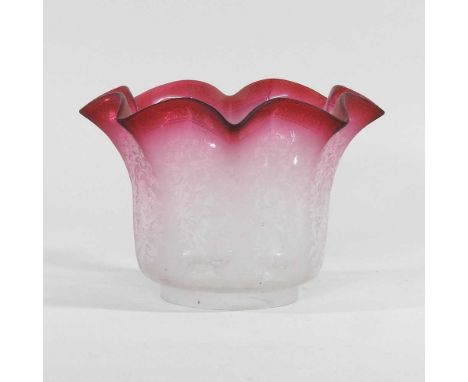A clear and pink etched glass oil lamp shade, aperture 9.5cm