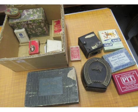 Unusual ebonised metal mounted horseshoe cribbage board, together with various games, including a small Staunton Boxwood part