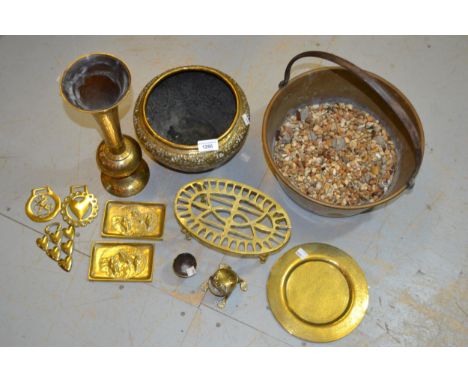 Brass preserve pan with iron handle together with a quantity of other miscellaneous brassware including a three panel firescr