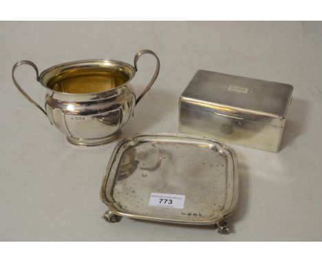 Small Sheffield silver square form letter salver on shaped supports, London silver two handled sugar bowl with gilt interior 