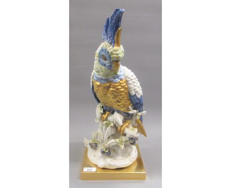 Mid 20th Century Italian porcelain and gilt brass table lamp base in the form of a cockatoo, 19.5ins high 