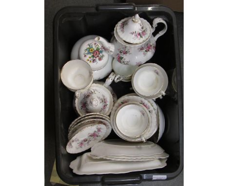 Royal Albert lavender rose pattern tea service, together with a quantity of coal cloth teaware 