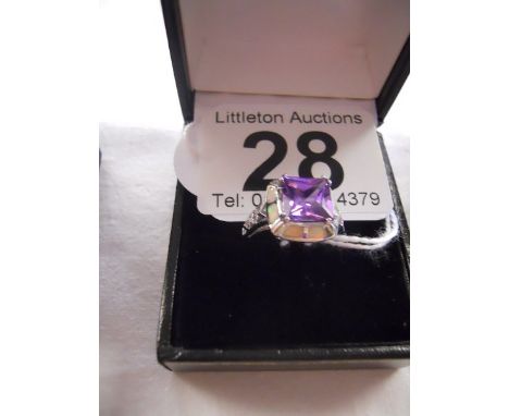 Amethyst set silver ring