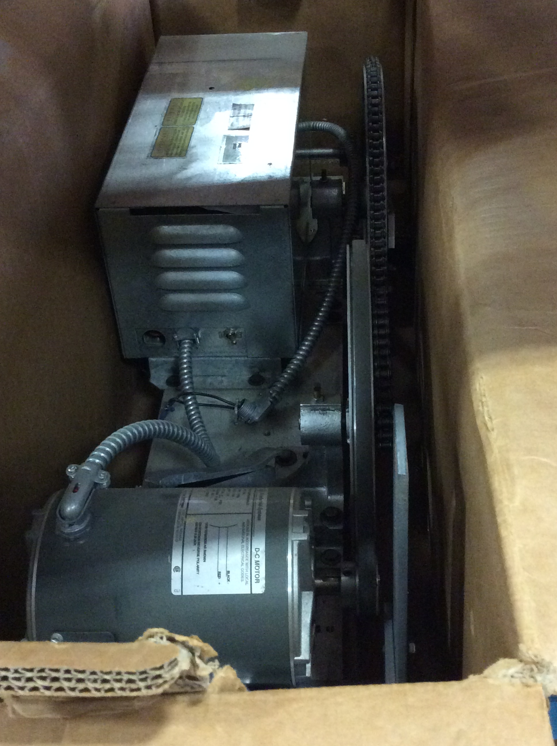 GAL ELEVATOR DOOR OPERATOR. GE DC MOTOR. 1.6 AMP. 115 VOLT. 1140 RPM