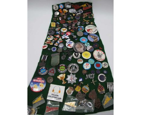 Lapel Badges - to include enamel 'Retford Bowls League Clarks, Miners Strikes, Halifax Aquarist, Cane Train, Ladies Golf Unio