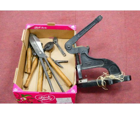 Large Cast Iron Shears, stamped "Hampson Bettridge", 64cm; book binding tools, cast iron table top press.