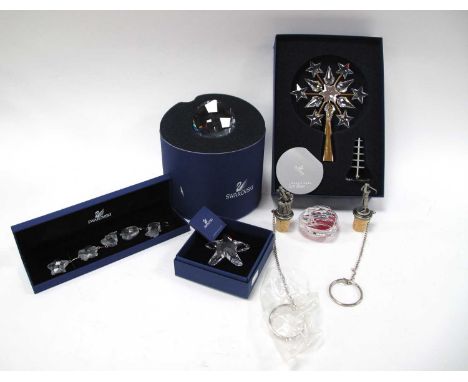 ~Swarovski Christmas Tree Topper, 15.5cm high. heart trinket box holding heart-shaped faceted pieces. Star, faceted disc, fiv