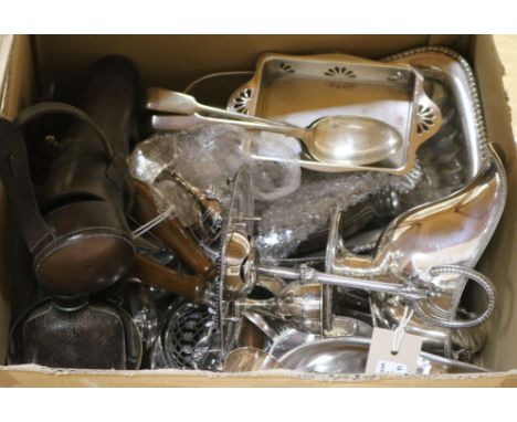 A plated egg waiter, a pair of plated gravy boats and sundry plated items, including loose flatware, two hip flasks, a huntin