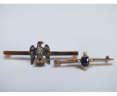 A 9CT GOLD BAR BROOCH WITH GEMSET EAGLE, W 4.1 cm, approx 3.4g, together with an unmarked yellow metal bar brooch with sapphi