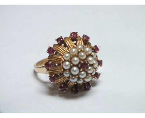 A HALLMARKED 14CT GOLD SEED PEARL AND GEMSET DRESS RING, ring size O, approx 7.7 g