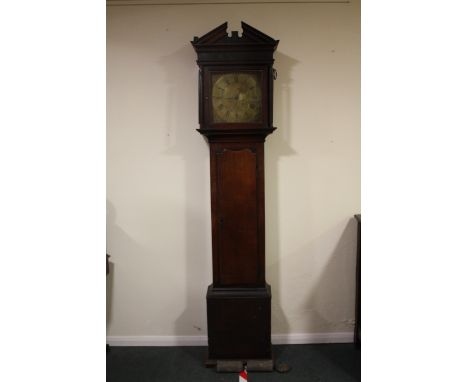 A LATE 18TH / EARLY 19TH OAK CASED BRASS FACED LONGCASE CLOCK WITH EIGHT DAY MOVEMENT BY THOMAS ORE - TONG, the brass face wi