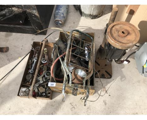 A VINTAGE PILLAR DRILL AND VARIOUS TOOLS 