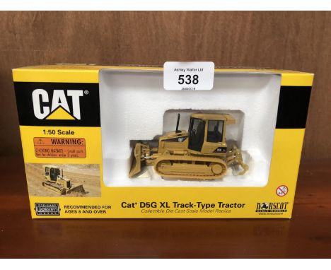 A NORSCOT MODEL CAT D5G XL DOZER 1-50 SCALE, REF NO 55131 BOXED AND IN MINT CONDITION 