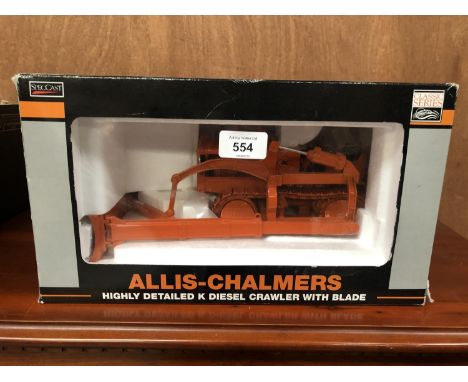 A SPECAST CLASSIC SERIES ALLIS CHALMERS HIGHLY DETAILED K-DIESEL CRAWLER WITH BLADE, SCALE 1-16 BOXED AND IN MINT CONDITION 