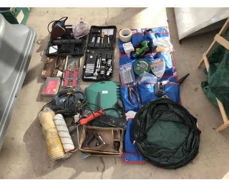 A LARGE QUANTITY OF VARIOUS TOOLS 