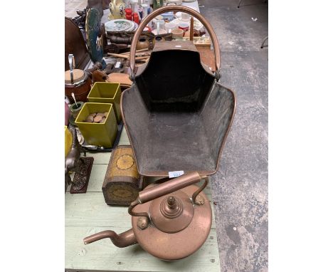A COPPER COAL SCUTTLE TOGETHER WITH VINTAGE TIN AND COPPER KETTLE 