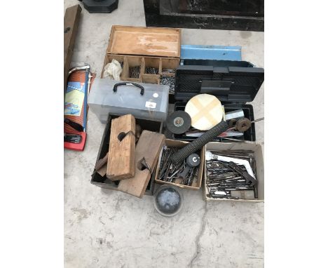 A LARGE QUANTITY OF VARIOUS TOOLS, DRILL BITS ETC 