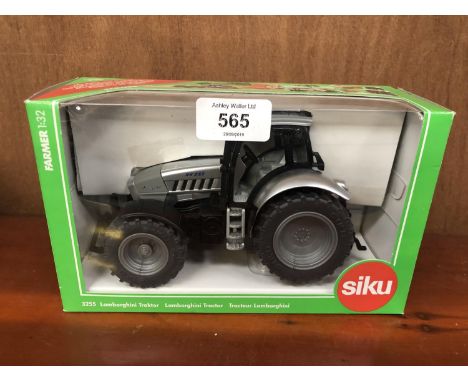 A SIKU MODEL LAMBORGHINI R8-265, 1-32 SCALE, REF NO 3255 BOXED AND IN MINT CONDITION 