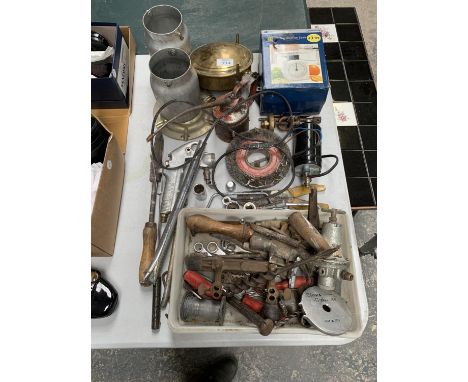 AN ASSORTMENT OF ITEMS TO INCLUDE TOOLS ETC 