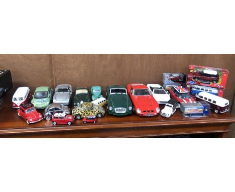 A MIXED GROUP OF SCALE DIE CAST CAR MODELS, 'MAISTO' ETC 