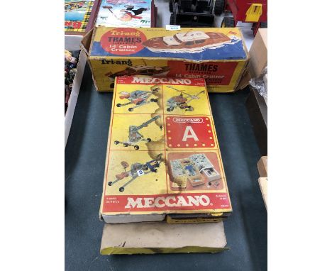 TWO ITEMS - A BOXED TRIANG THAMES CRUISER MODEL AND BOXED MECCANO ITEM 