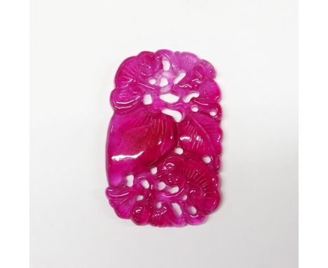 A lovely Chinese carved pink tourmaline amulet of lotus, 7 x 4.5cm.