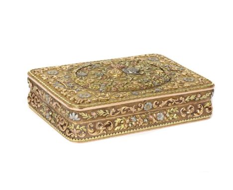 A Swiss or German Hanau four-colour gold minaudière,c.1820, with a later Russian standard mark 1908-1917, a later lift-out mi