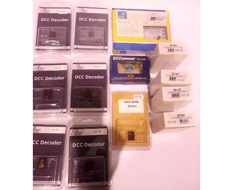 DCC Chips x13 including Hatton 8 pin direct x5, 6 pin direct x2, Bachmann 6 pin 36558 and 36557 x4 and ESU. P&amp;P Group 1 (