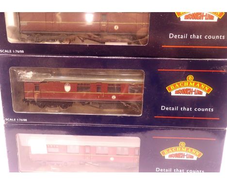 Three Bachmann Thompson BR Maroon coaches; 34-428, 34-478, 34-654A. P&amp;P Group 2 (£18+VAT for the first lot and £3+VAT for
