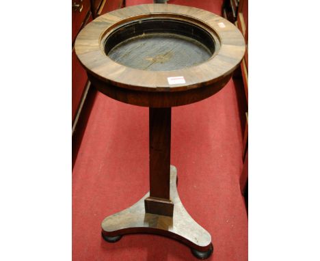 A William IV rosewood circular pedestal planter (lacking inner tray), dia. 38.5cm