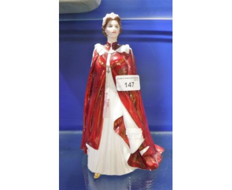 A ROYAL WORCESTER FIGURE OF THE QUEEN in celebration robes of 80th birthday 2006