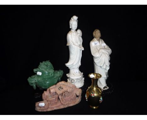 A SMALL COLLECTION OF ORIENTAL ITEMS including ceramic figures 'Jade', a lidded vase and other items