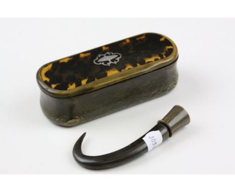 A small 19th century horn snuff mull together with a faux tortoiseshell snuff box.
