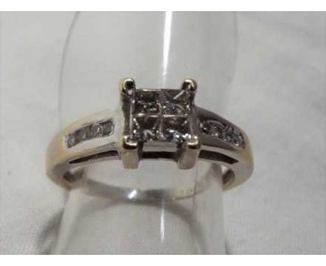 A lady's 18 ct white gold ring set with .33 ct diamonds, size K, approx weight 3.15 grams (all in) - Est £150 - £250