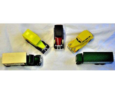 A collection of five die cast models, including Days gone and EFE. An Exclusive First Editions E10501 AEC Mammoth 6 Box Van -