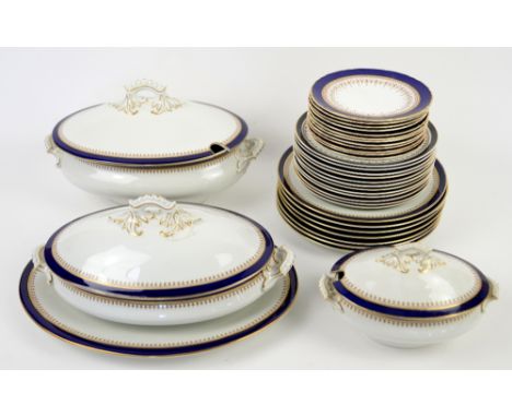 Extensive Royal Worcester Vitreous china dinner service, to include plates, dishes and tureens, 