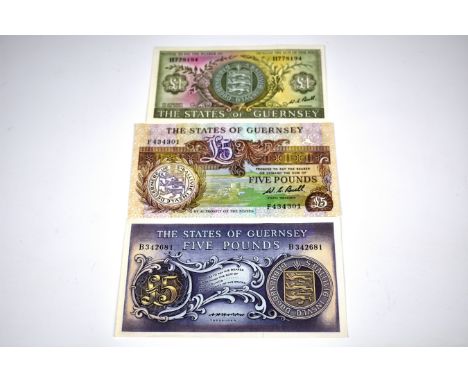 BRITISH BANKNOTES: States of Guernsey comprising of The States of Guernsey One Pound banknote, 1969-1975, olive green, revers