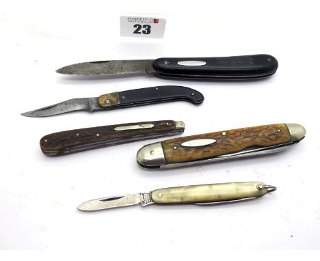 I.XL George Wostenholm, two blade, plastic scales, brass linings, lanyard ring, 6cm; unnamed pistol grip style knife, 6.5cm, 