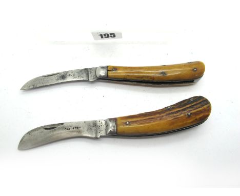 Saynor, Cooke, Rydel, Pruning Knife, stag scales, metal bolster, 11.5cm; R. Rumbey pruning knife, stag scales, 10cm. (2)