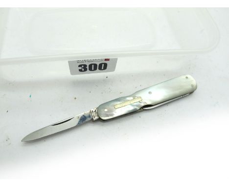 Ibberson Made in Sheffield, (fiddle mark), two blade, mother or pearl scales, brass linings, one stamped EO=5V II, 8cm open.