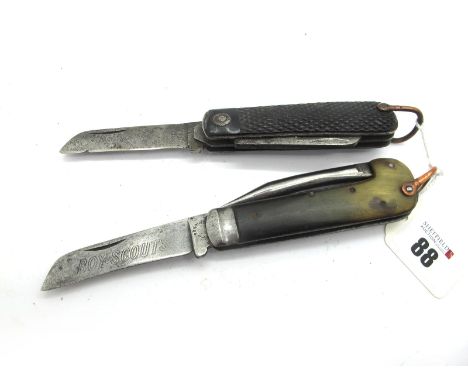 Boy Scouts Knife, stamped by Lorberg, single blade and Marlin spike, horn scales, 10cm; Jack Knife, Crows Foot 1940, single b