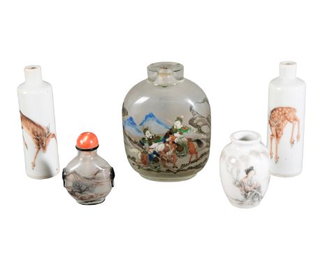 TWO CHINESE INSIDE PAINTED GLASS SNUFF BOTTLES Qing and later, the first with Chinese warriors on horse back within a mountai