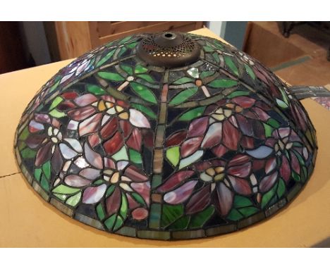 A Modern Tiffany Style Pendant Light Fitting, diameter 45cm.