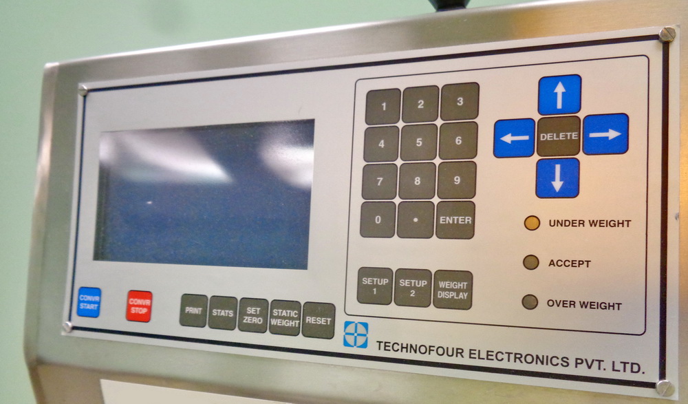 Technofour Electronics PVT.LTD Checkweigher, Model CW-3000, S/N 9741 ...