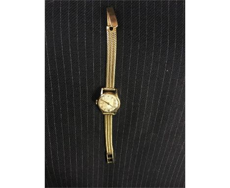 Vintage 18ct gold ladies watch