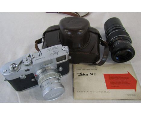 Leica Wetzlar Germany M2 - 949651 DBP camera with a summicron 1:2/50 Leica Wetzlar 1762630 lens complete with instructions, c