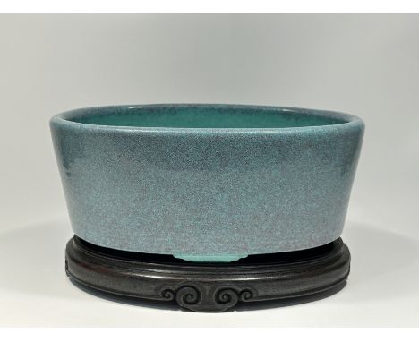Size:(Total Height With Stand 15CM, The basin Height11.5CM, Length28CM, Width18.6CM) Condition:(Original Good Condition, No H