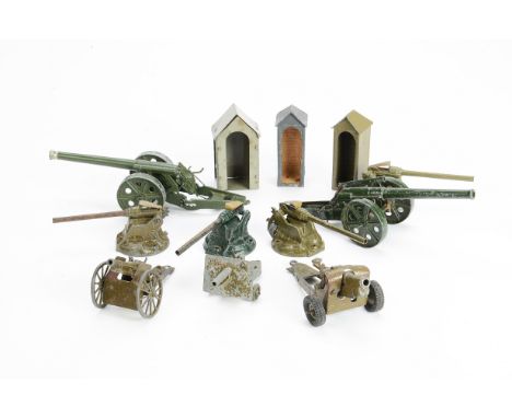 Britains Guns, howitzers, AA guns etc, sentry boxes, Hilco spare gun barrels, generally F, complete, a few P, (28)